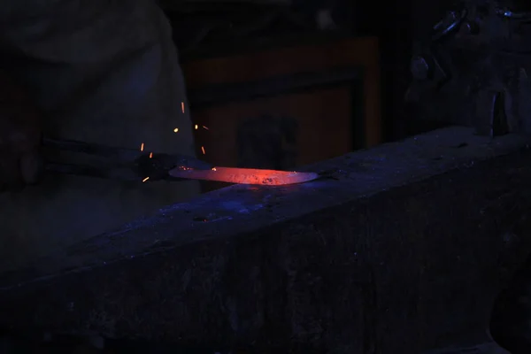 Artigiani Sagomatura Ferro Laboratorio Fabbro — Foto Stock