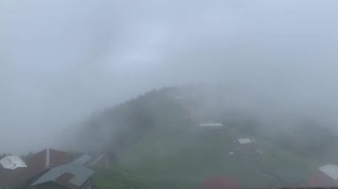 Pokut Platosu Rize Camlihemsin, Pokut Platosu Karadeniz ve Türkiye. Rize, Türkiye.