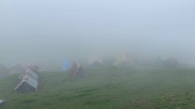 Pokut Platosu Rize Camlihemsin, Pokut Platosu Karadeniz ve Türkiye. Rize, Türkiye.