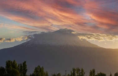 5 bin 137 metrede Ararat Dağı (Türkiye) görülüyor