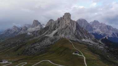 Passo di Giau Avrupa Alplerinde