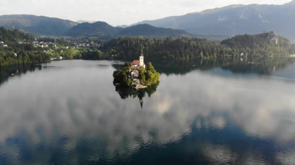 Lago Bled Slovenia Bellissimo Lago Montagna Con Piccola Chiesa Del — Video Stock