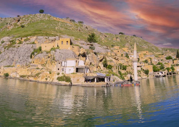 stock image Halfeti Village with sunken mosque in Sanliurfa Province of Turkey