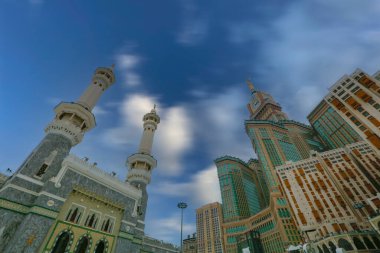  Kabe ve minareleri zamzam kulesiyle uzun süre fotoğraflandı..