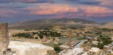 Hasankeyf bölgesinin manzara. Anadolu, Türkiye'de antik yerleşim alanı