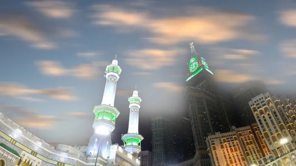 Kaaba Sus Minaretes Fueron Fotografiados Larga Exposición Con Torre Zamzam — Foto de Stock