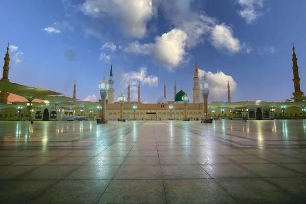 Masjid Suci Ini Terletak Kota Madinah Arab Saudi Ini Adalah — Stok Foto