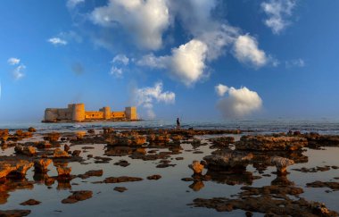 Bakirenin kalesi (Kiz Kalesi) 