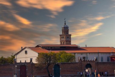 Venedik 'te Büyük Kanal ve Bazilika Santa Maria della Salute manzarası