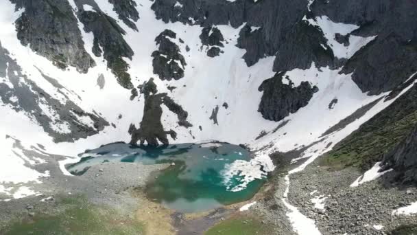 Kackar山脉的Avusor冰川湖 Avusor Plateau Rize Turkey 全景无人驾驶飞机射击 — 图库视频影像