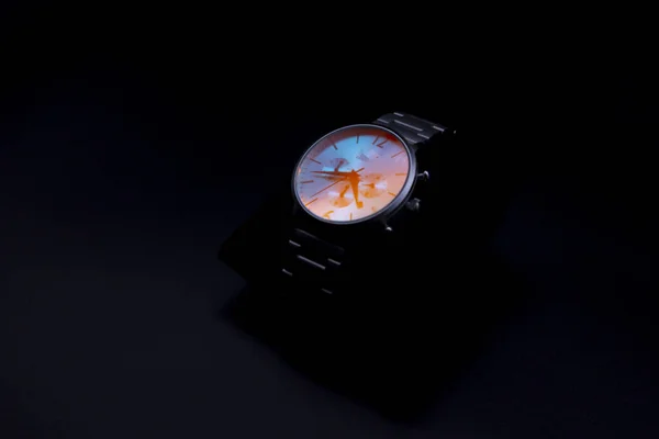 Ρολόγια Χειρός Ανδρών Χρωματιστά Γυαλί — Φωτογραφία Αρχείου