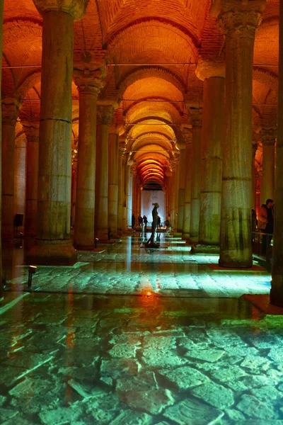 大聖堂 6世紀にユスティニアヌス帝によって建設された地下貯水池 イスタンブール トルコ — ストック写真