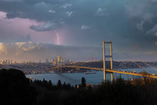 Istanbul Bosphorus Bridge Night 15Th July Martyrs Bridge Istanbul Turkey — Stock Photo, Image