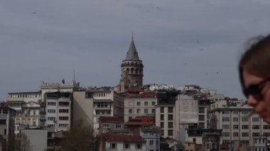 İstanbul 'un en ünlü tarihi simgeleri ve ziyaretçi vakıfları