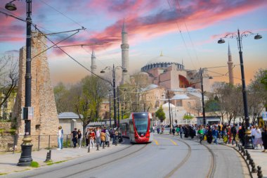 İstanbul Sultanahmet Meydanı ve ziyaretçi vakfı