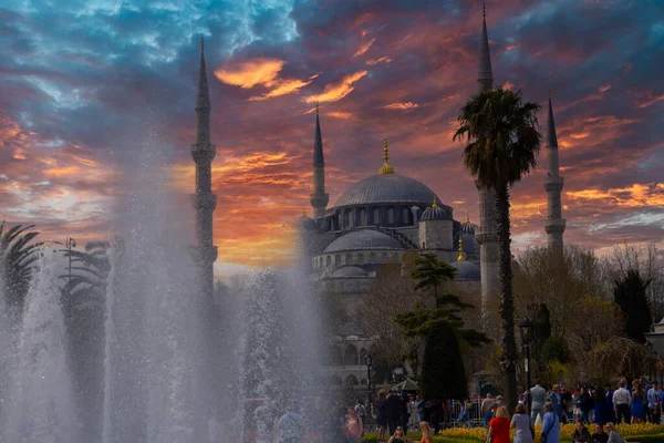 Площадь Султанахмет Стамбуле Посещение Трастов — стоковое фото