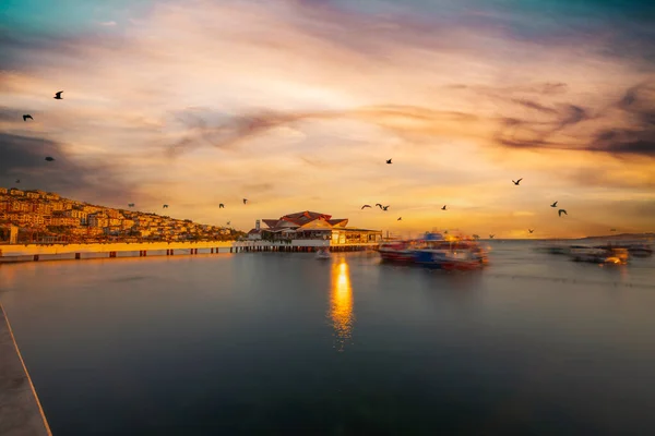 Istanbul Buyukcekmece Spiaggia Tramonto Barche — Foto Stock