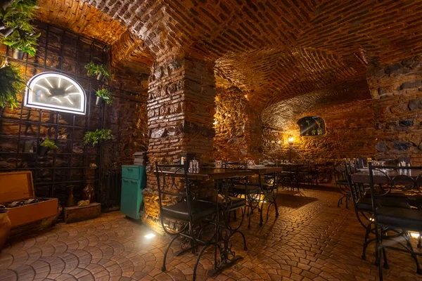 Restaurant Ouvert Dans Endroit Style Cave — Photo