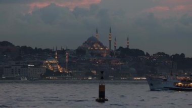 İstanbul 'da ziyaret edilecek en popüler yerler.