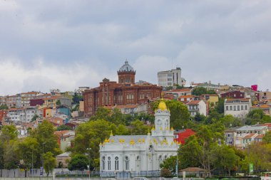 Phanar Rum Ortodoks Koleji ve Neo Bizans mimari tarzının dış çekimi Bulgaristan St. Stephen Kilisesi