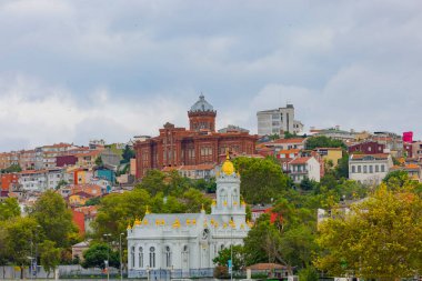 Phanar Rum Ortodoks Koleji ve Neo Bizans mimari tarzının dış çekimi Bulgaristan St. Stephen Kilisesi