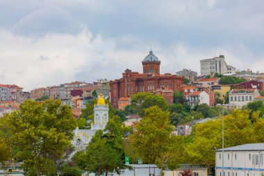 Phanar Rum Ortodoks Koleji ve Neo Bizans mimari tarzının dış çekimi Bulgaristan St. Stephen Kilisesi