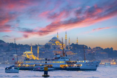 İstanbul Camlica Camii 'ndeki Galata Kulesi