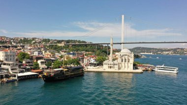 İstanbul 'daki Ortakoy Buyuk Mecidiye Camii