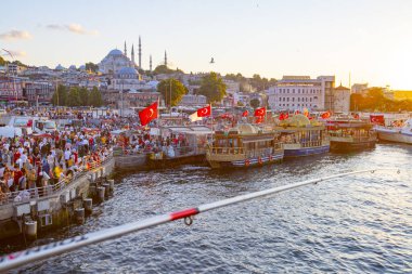 Galata Köprüsü 'nden İstanbul manzarası