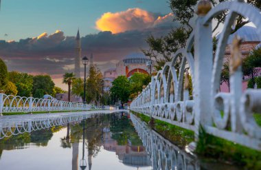 Ayasofya Camii çeşitli açılardan çekilmiş 