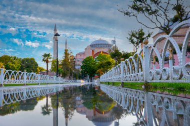Ayasofya Camii çeşitli açılardan çekilmiş 