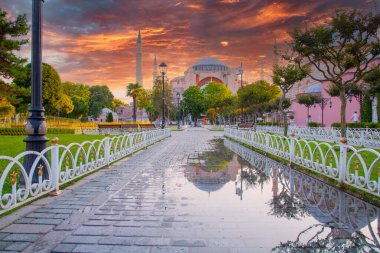 Ayasofya Camii çeşitli açılardan çekilmiş 