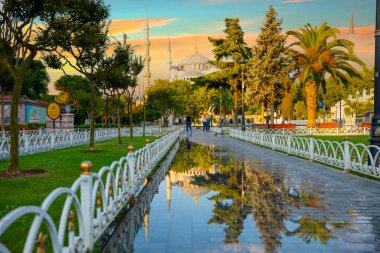 Sultanahmet Meydanı ve Mavi Cami 