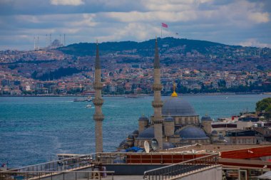 Süleyman Camii, bahçesinden İstanbul manzarası