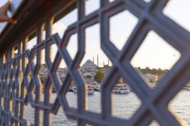 İstanbul şehir manzarası Galata Köprüsü 'nden