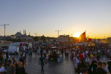 İstanbul şehir manzarası Galata Köprüsü 'nden
