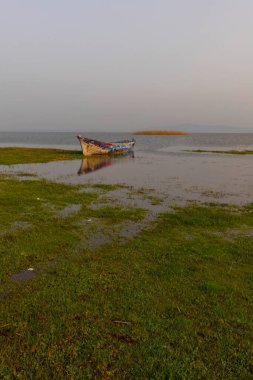 Tarihi balıkçı köyü eski teknelerle dolu.