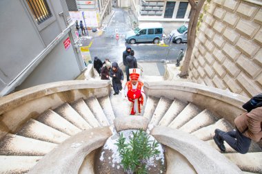 Kamondo Merdivenleri, İstanbul 'un Galata ilçesinde Bankalar Caddesi ile Banker Caddesi' ni birbirine bağlayan Art Nouveau tarzı merdivenlerdir..