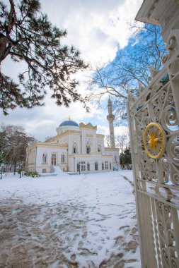  Sultan Abdulhamid tarafından 1885 yılında Beşiktaş 'ta inşa edilen Yıldız Hamidiye Camii (Türk Yıldız Hamidiye Camisi, Beşiktaş, İstanbul))