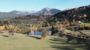 Yukari Koyunlu köyü Savsat Artvin 'deki Balik Golu (Balık Gölü)