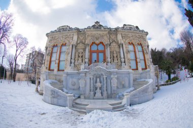 Ihlamur Sarayı (Türkçe: ıhlamur Kasri), İstanbul ' da bulunan eski bir imparatorluk Osmanlı yaz Sarayı. Sultan Abdülmecit döneminde inşa edilmiş ben (1839-1860).