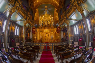 Demir Kilise olarak da bilinen Sveti Stefan Kilisesi, İstanbul 'un Balat, Fatih kentlerinin Fener ilçeleri arasında Altın Boynuz kıyılarında yer alan Bulgar Exarchate ile bağlantılı bir kilisedir..