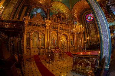 Demir Kilise olarak da bilinen Sveti Stefan Kilisesi, İstanbul 'un Balat, Fatih kentlerinin Fener ilçeleri arasında Altın Boynuz kıyılarında yer alan Bulgar Exarchate ile bağlantılı bir kilisedir..