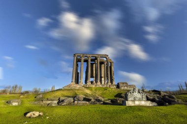  Aizanoi antik şehri. Zeus tapınağı kutahya