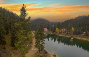 Akgol, Sinop 'taki dağlar arasında ziyaret etmek için güzel bir yer