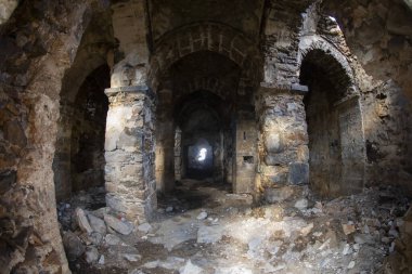 Van Gölü, Türkiye Altınsaç kilise kalıntıları