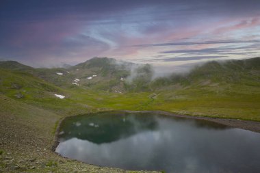 Ambarli Platosu ve Balık Gölü