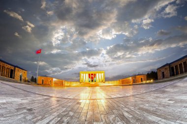 Anitkabir, Türkiye Cumhuriyeti 'nin kurucusu Mustafa Kemal Atatürk' ün mozolesidir. Anitkabir, Türk halkının sık sık ziyaret ettiği tarihi yerlerden biri..