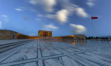 Anitkabir, Türkiye Cumhuriyeti 'nin kurucusu Mustafa Kemal Atatürk' ün mozolesidir. Anitkabir, Türk halkının sık sık ziyaret ettiği tarihi yerlerden biri..