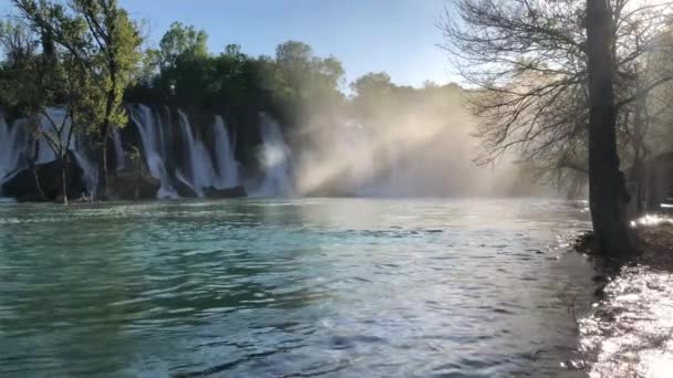Kravický Vodopád Bosně Hercegovině Přírodní Zázemí — Stock video